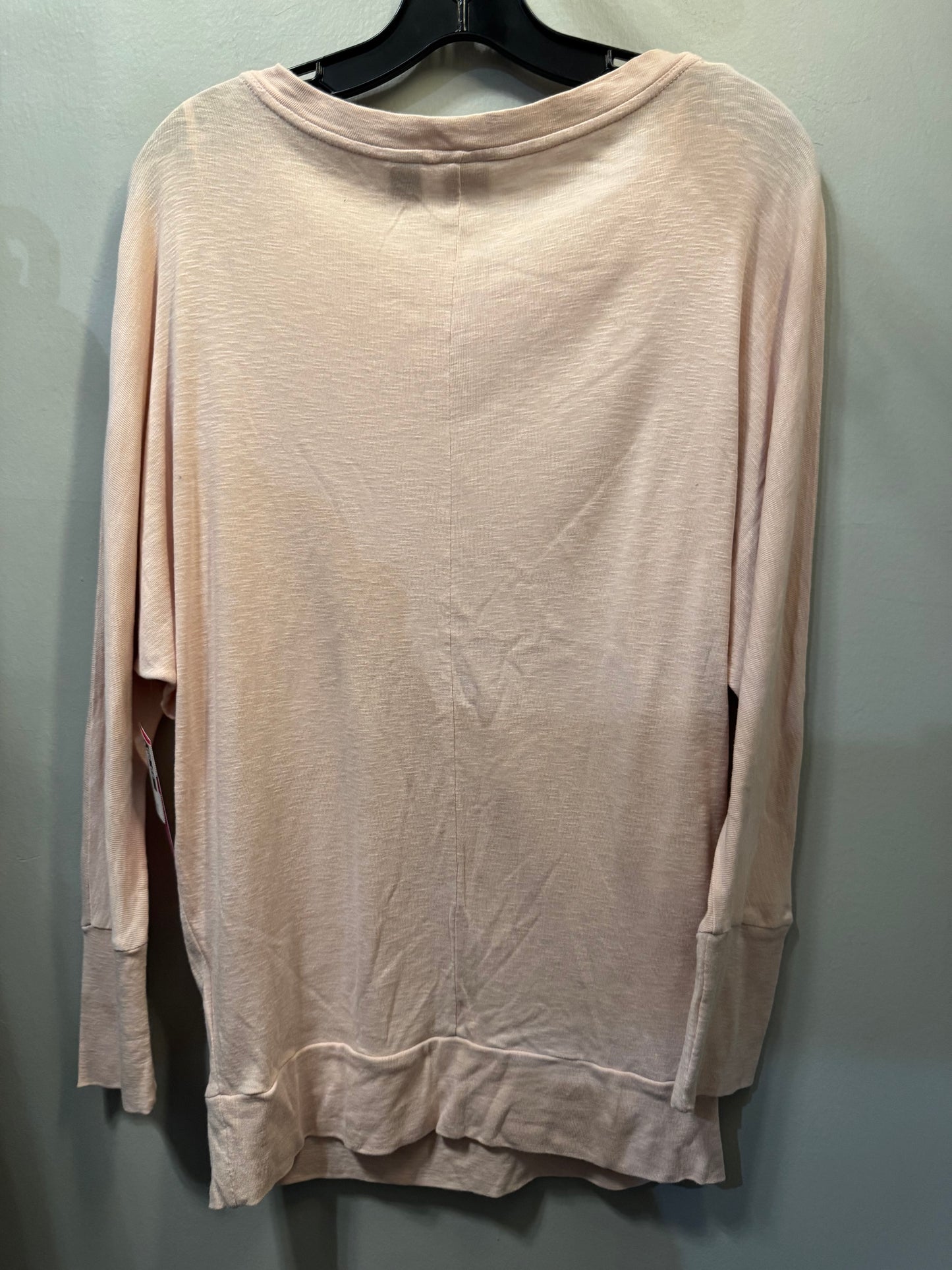 Top Long Sleeve By Lucy And Laurel In Pink, Size: M