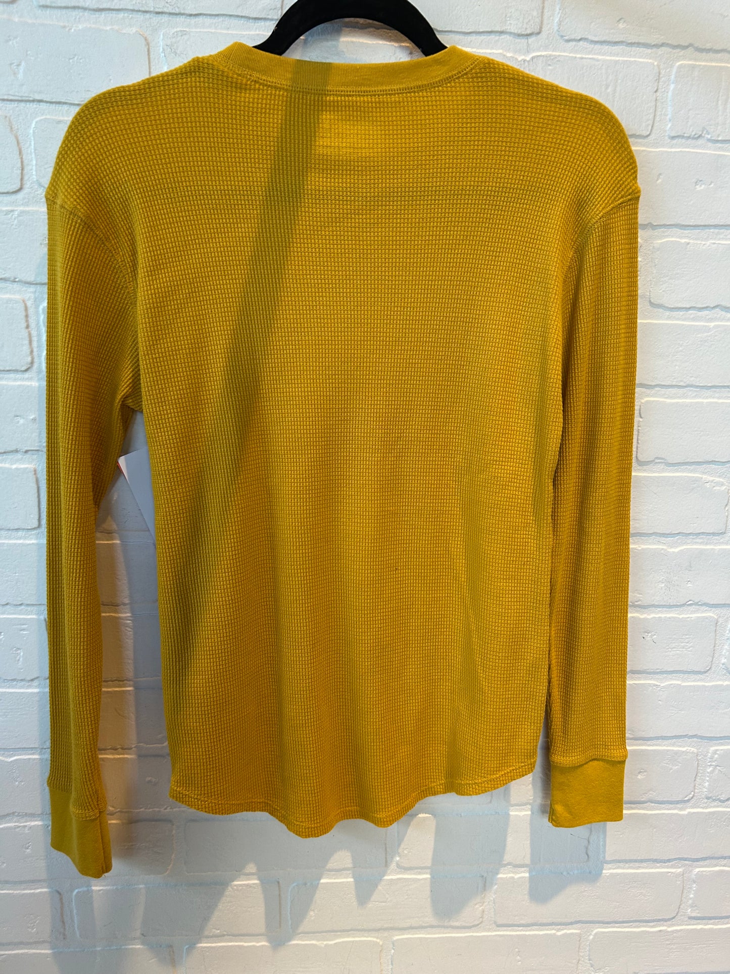 Top Long Sleeve Basic By Time And Tru In Yellow, Size: S