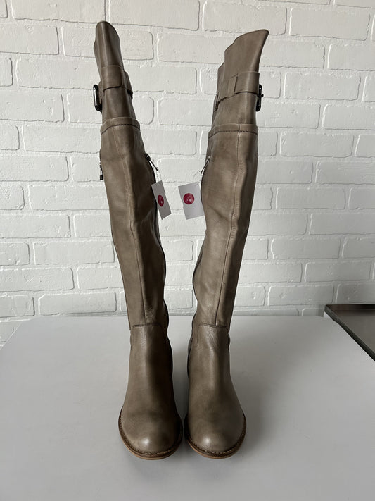 Boots Knee Flats By Steve Madden  Size: 7.5