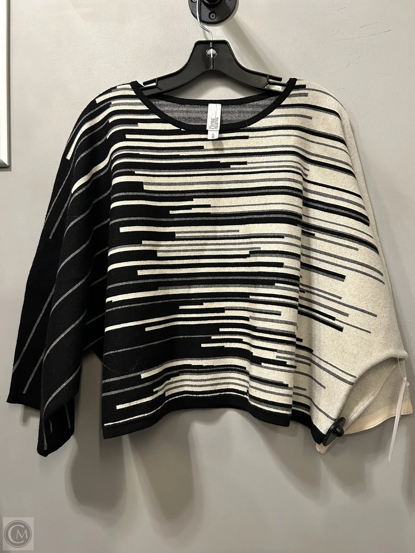 Sweater By Clothes Mentor In Black & Cream, Size: L
