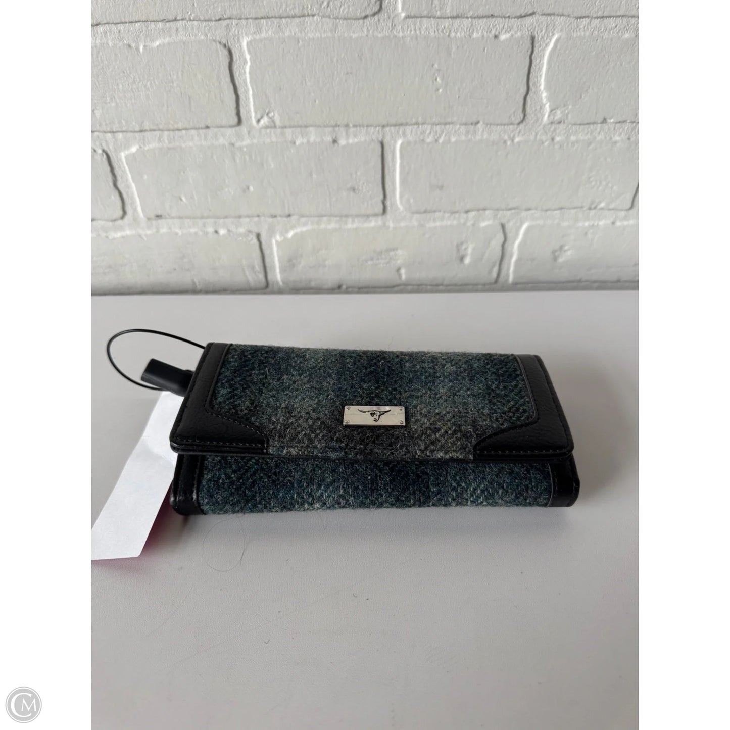 Wallet By Clothes Mentor, Size: Large