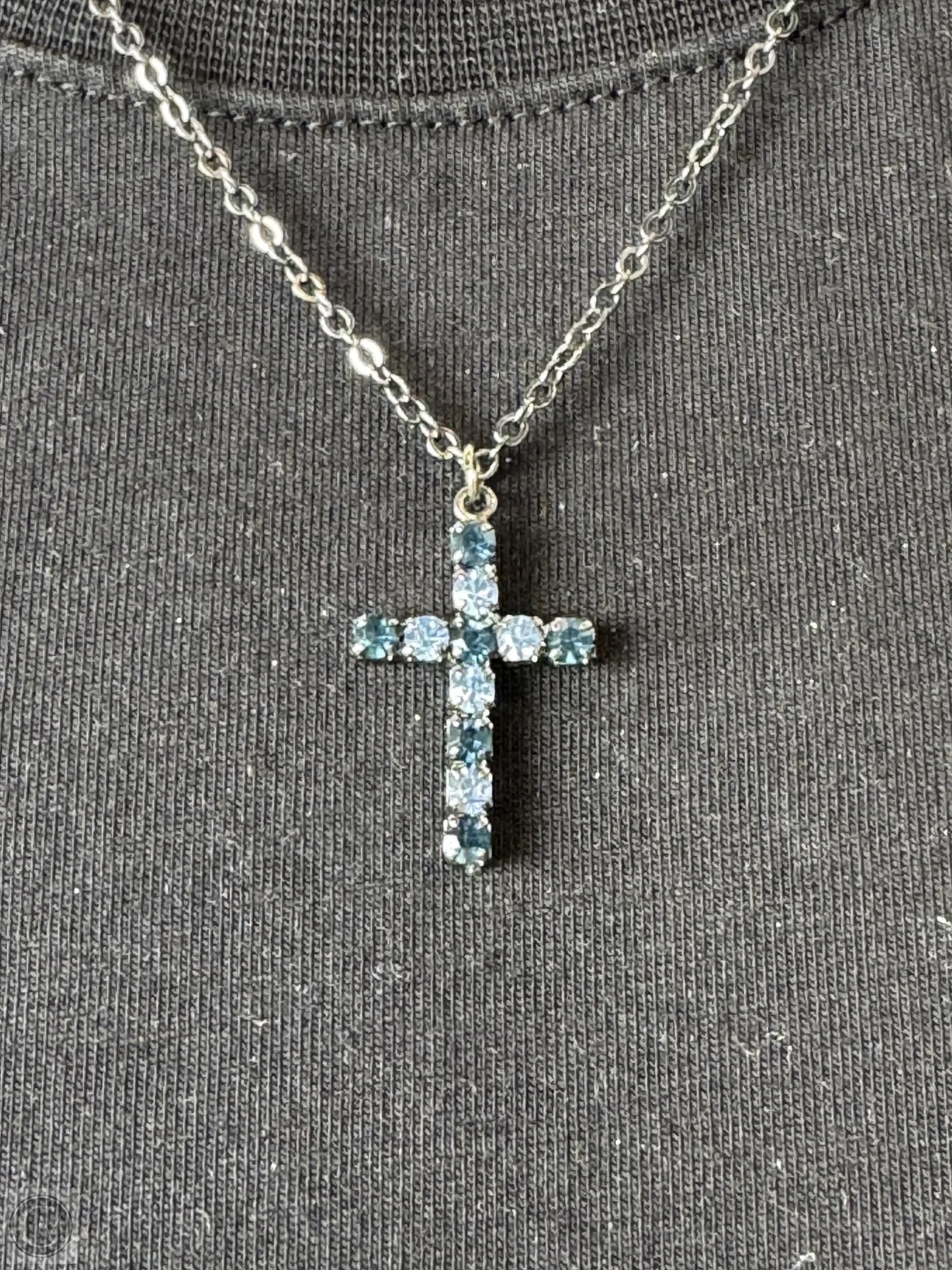 Necklace Pendant By Clothes Mentor