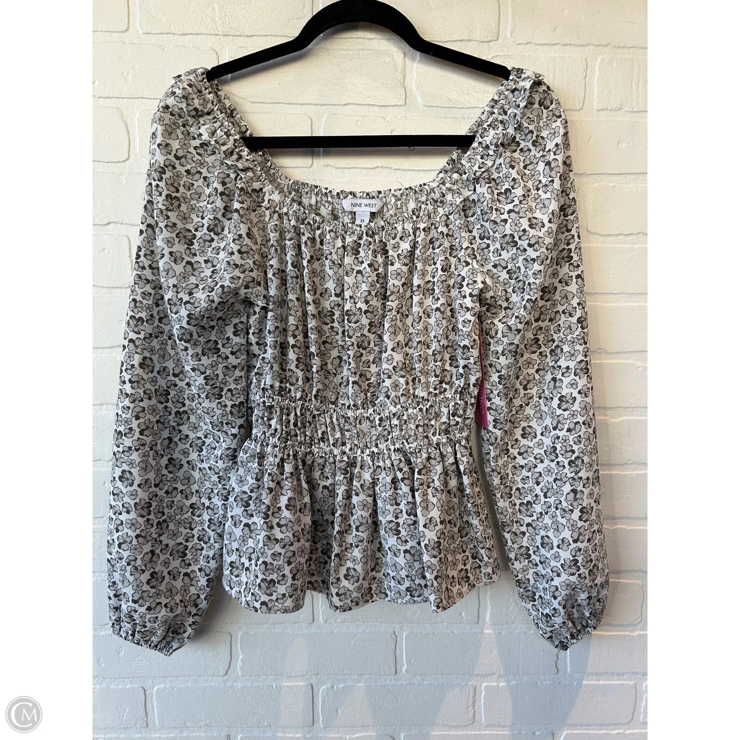 Top Long Sleeve By Nine West In Grey & White, Size: Xs