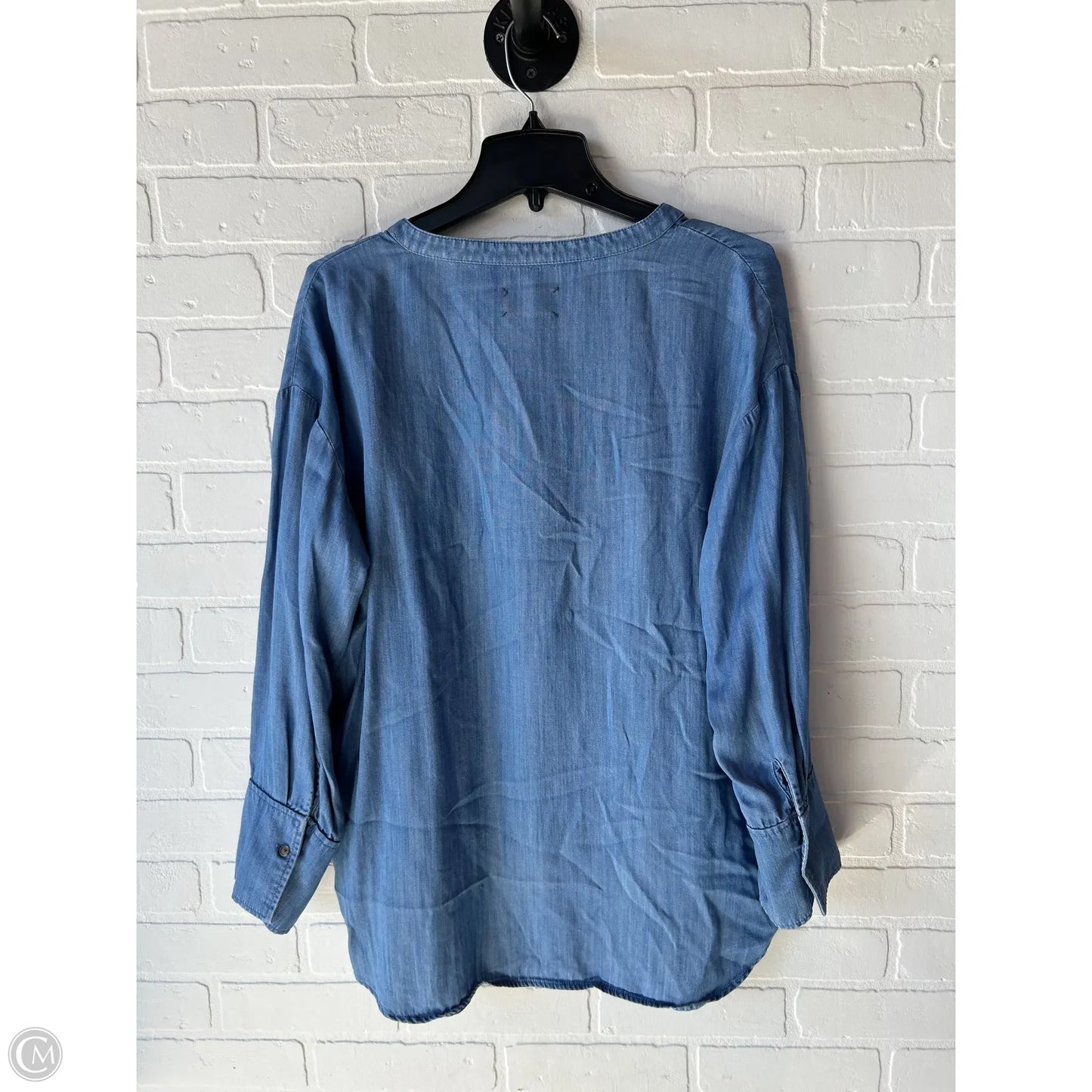 Top Long Sleeve By Lou And Grey In Blue Denim, Size: L