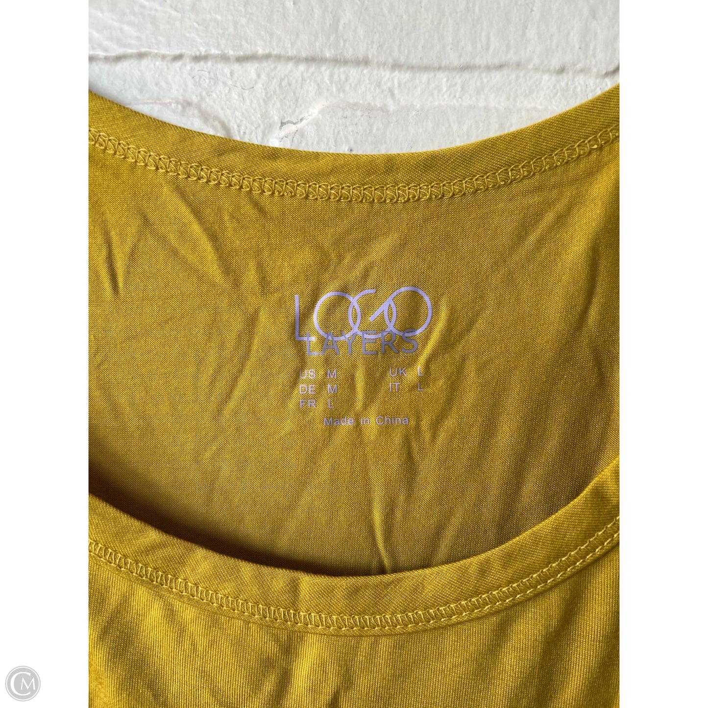 Top Sleeveless By Logo In Yellow, Size: M