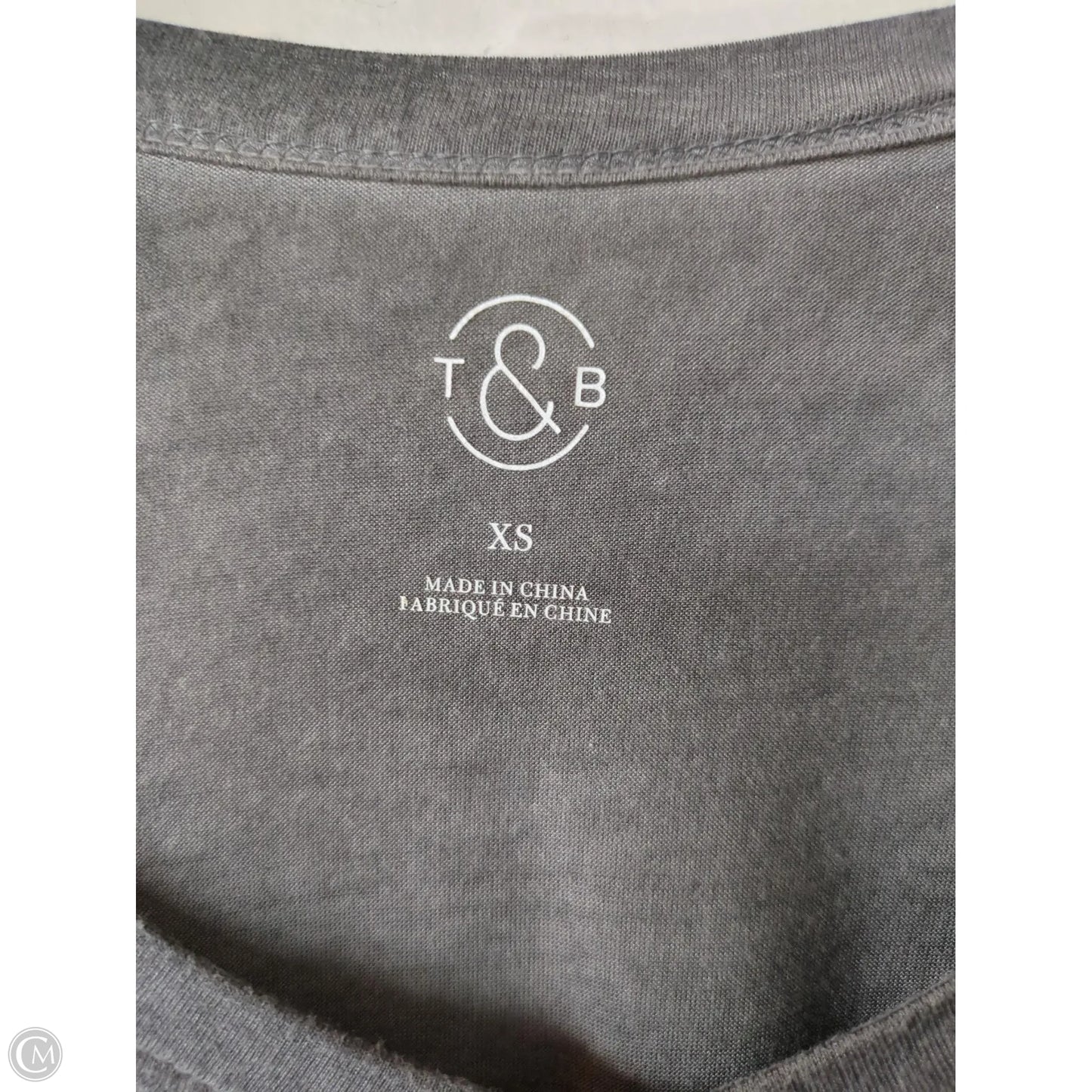 Top Short Sleeve By T & B In Grey, Size: Xs