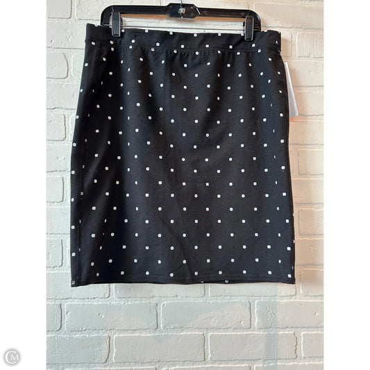 Skirt Mini & Short By Old Navy In Black & White, Size: 12