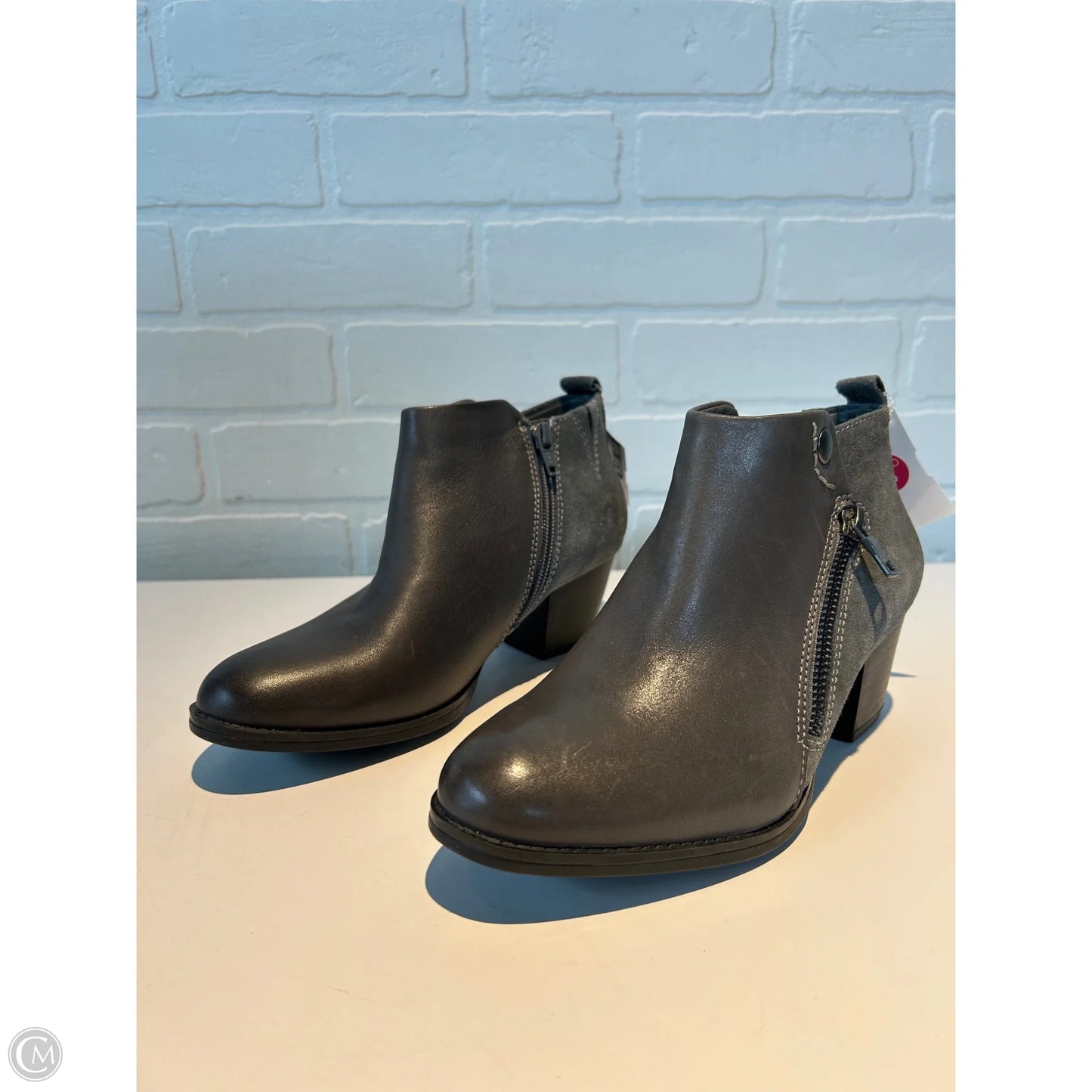 Boots Ankle Heels By Earth In Grey, Size: 6.5