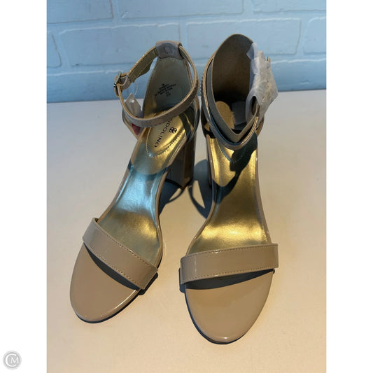 Sandals Heels Block By Bandolino In Taupe, Size: 5