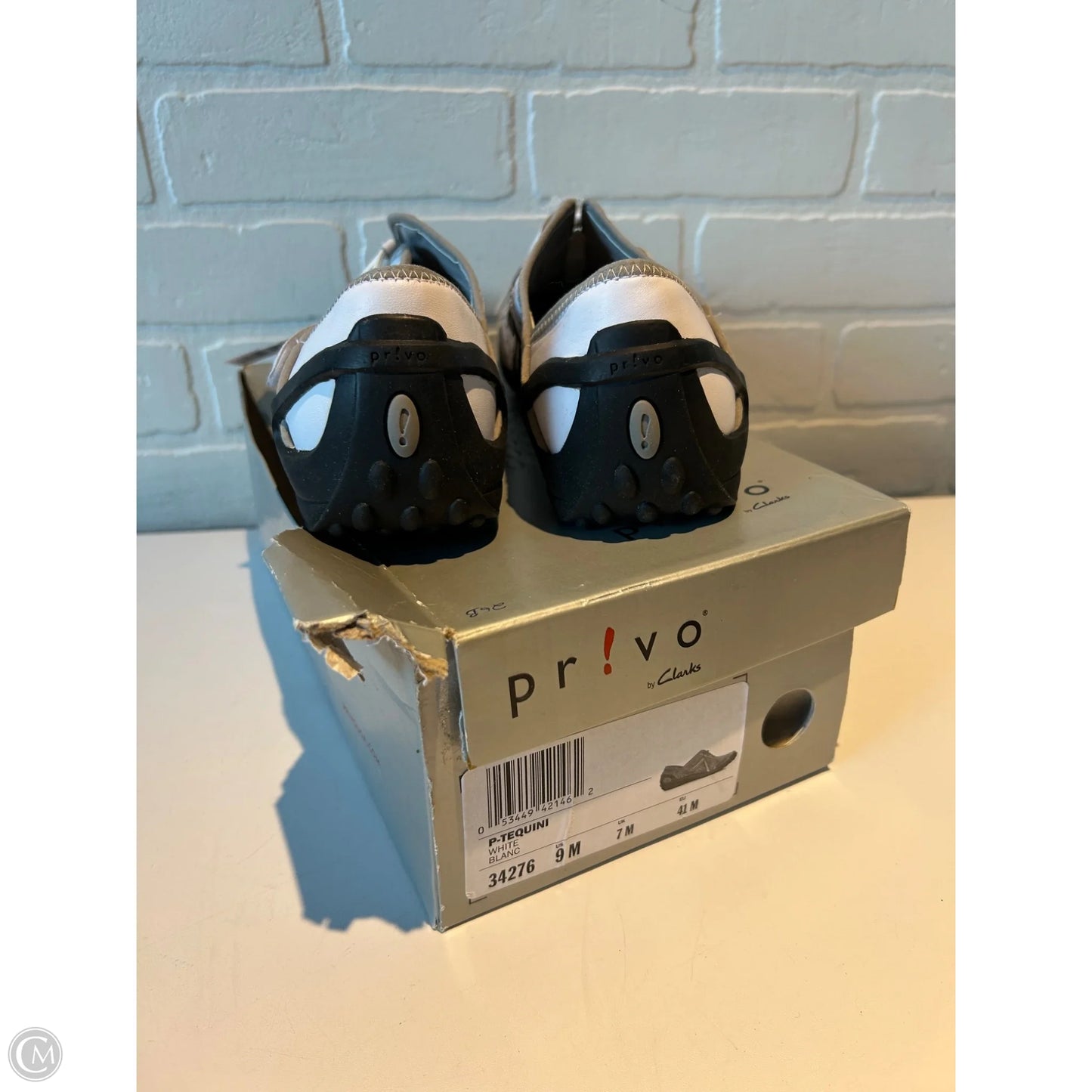 Shoes Sneakers By Privo In Black & White, Size: 9