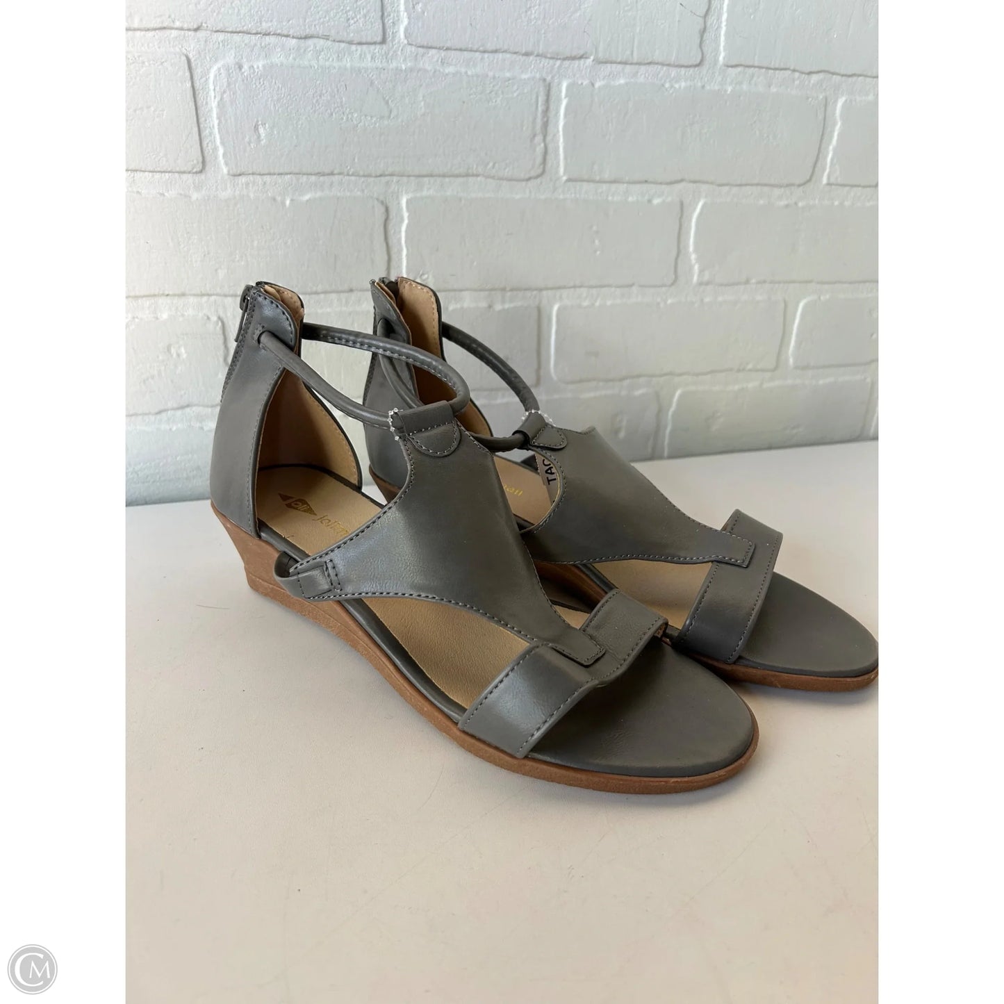 Sandals Flats By JOLIMAIL In Grey, Size: 9