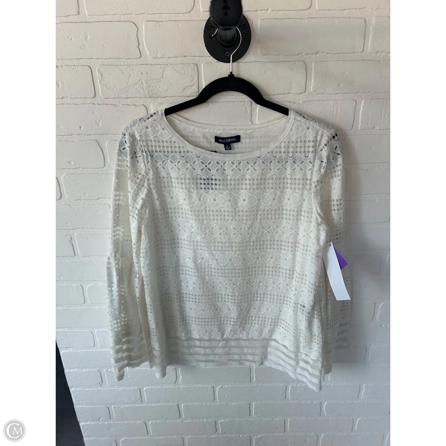 Top Long Sleeve By Max Edition In White, Size: S