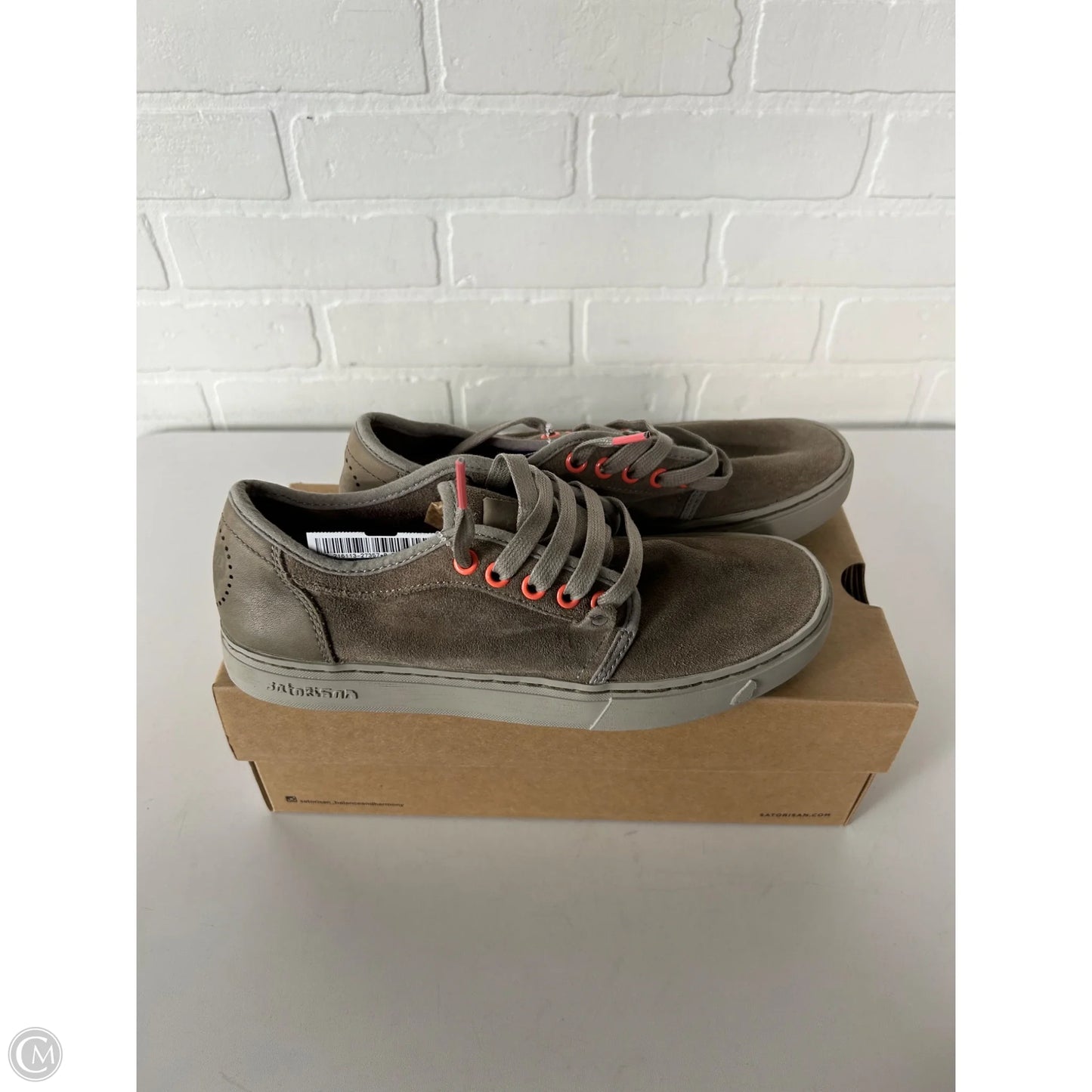 Shoes Sneakers By Cmc In Grey, Size: 7.5