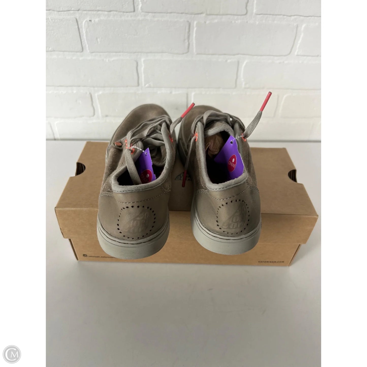 Shoes Sneakers By Cmc In Grey, Size: 7.5