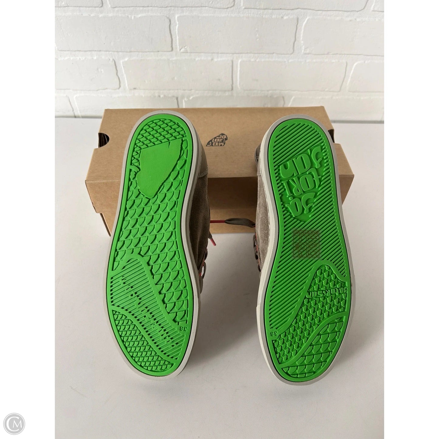 Shoes Sneakers By Cmc In Grey, Size: 7.5
