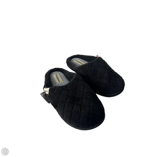 Slippers By Clothes Mentor In Black