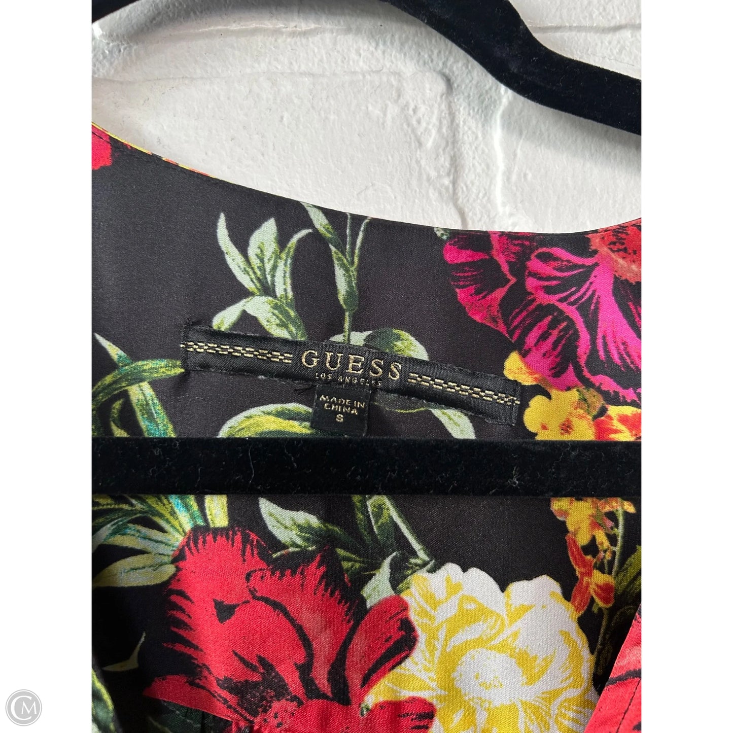 Top Long Sleeve By Guess In Black & Red, Size: S