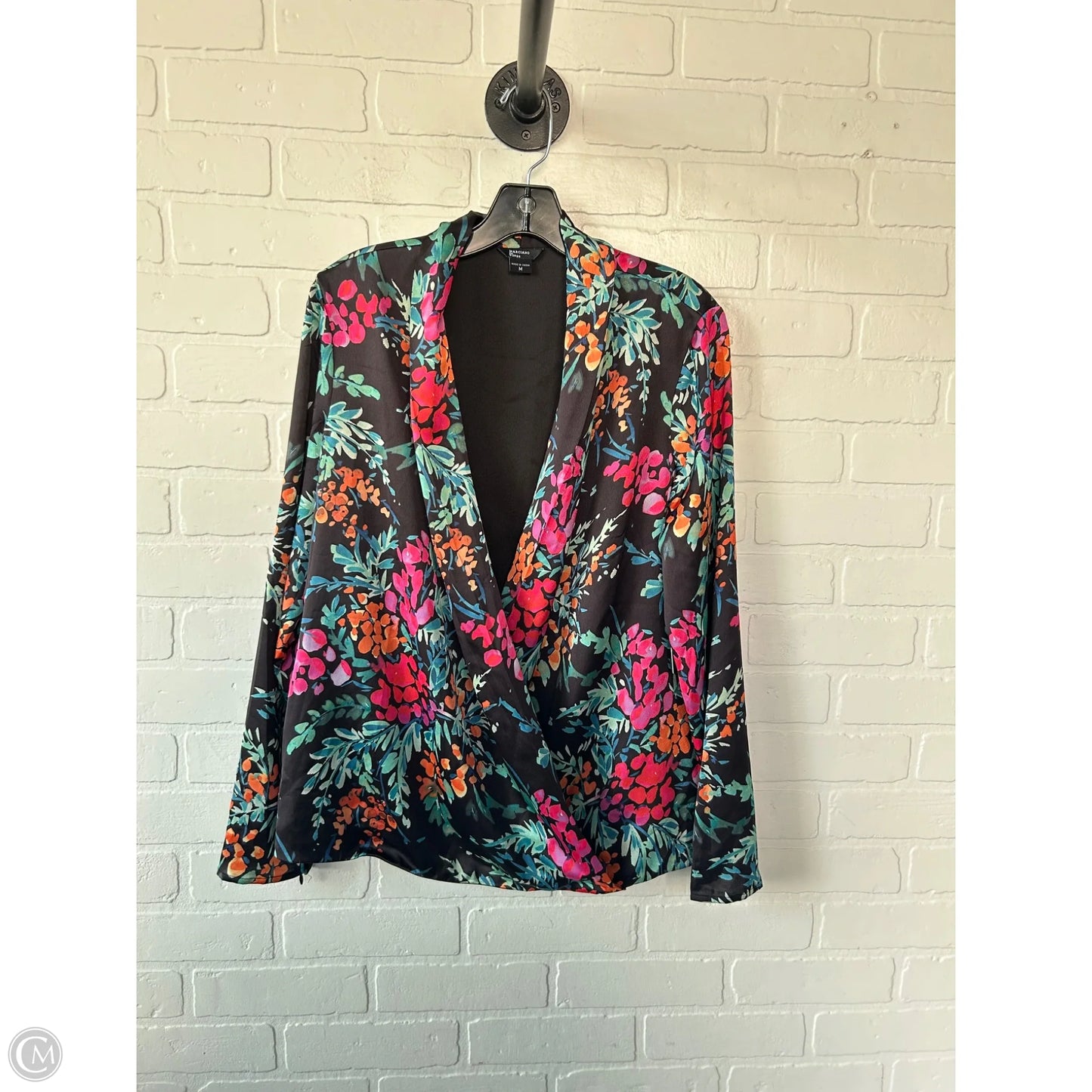 Top Long Sleeve By Guess In Black & Green, Size: M