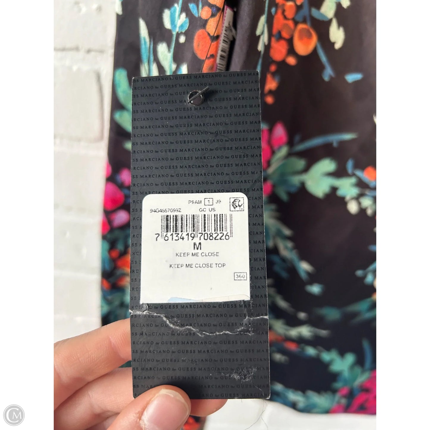 Top Long Sleeve By Guess In Black & Green, Size: M