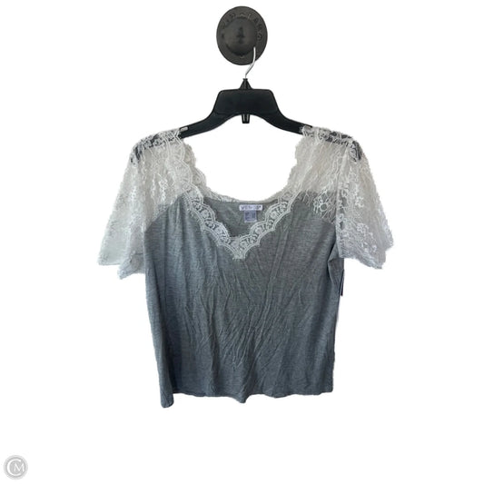 Top Short Sleeve By Venus In Grey & White, Size: L