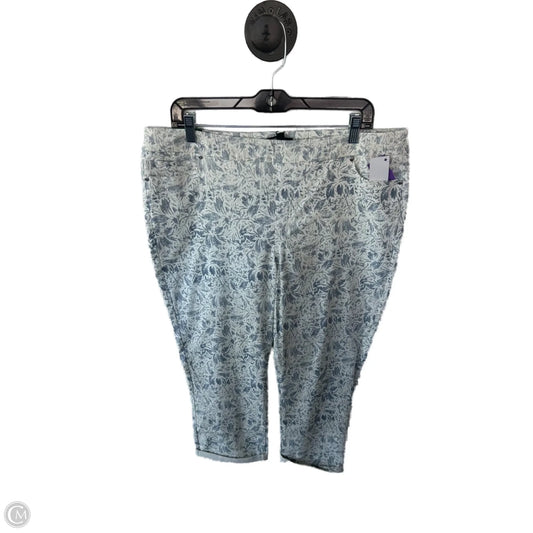 Capris By Mario Serrani In Blue & White, Size: 16