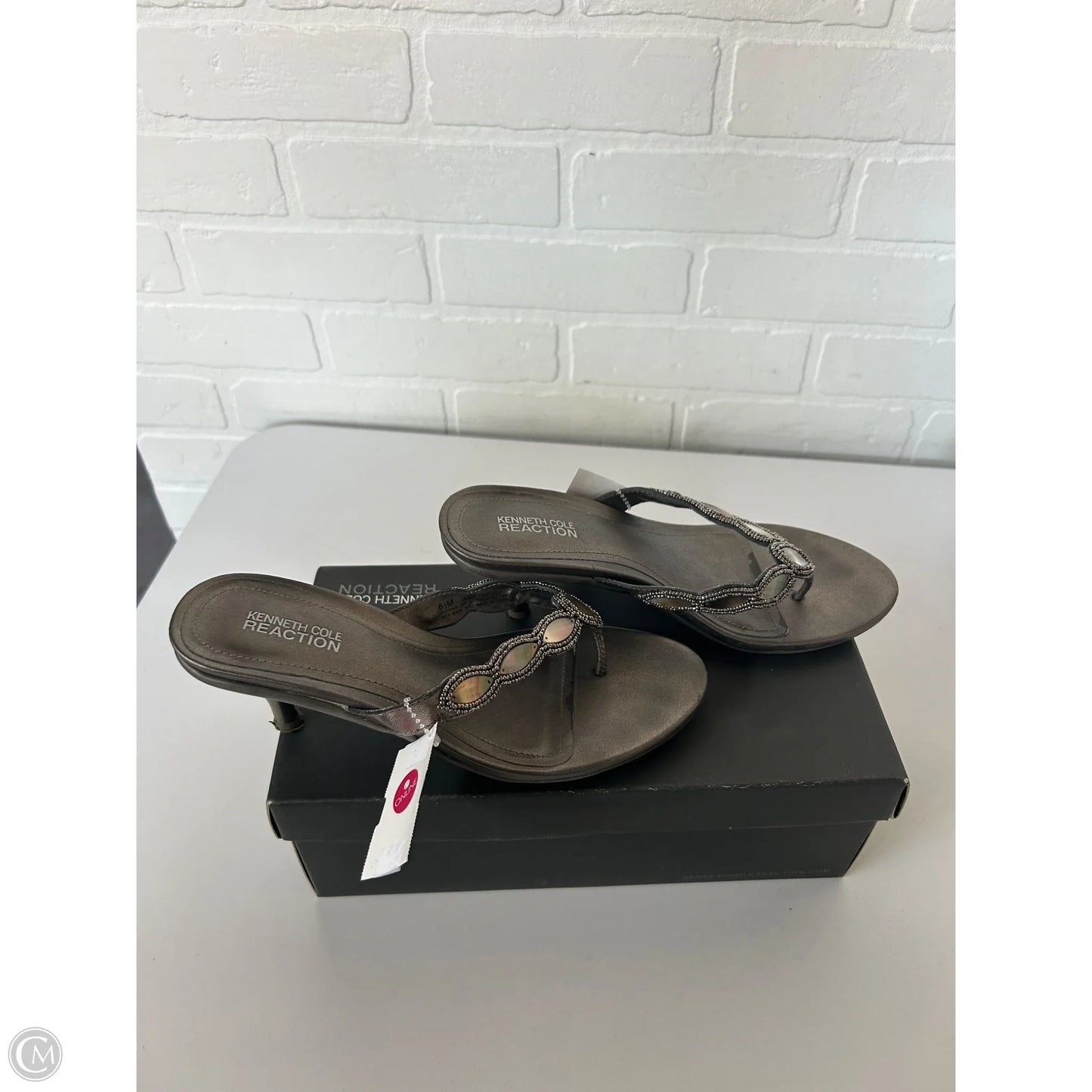 Sandals Heels Kitten By Kenneth Cole Reaction In Silver, Size: 6.5