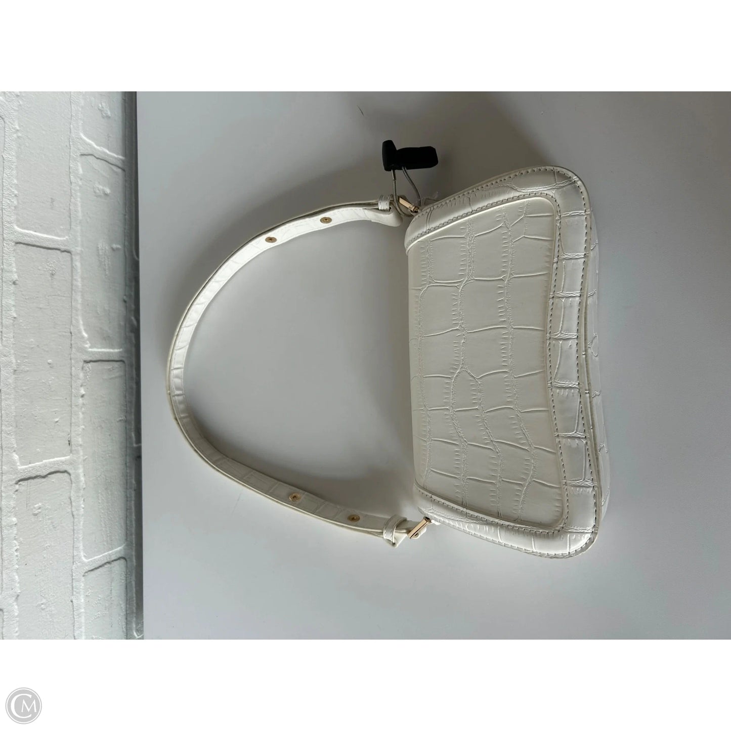 Handbag By Clothes Mentor, Size: Small