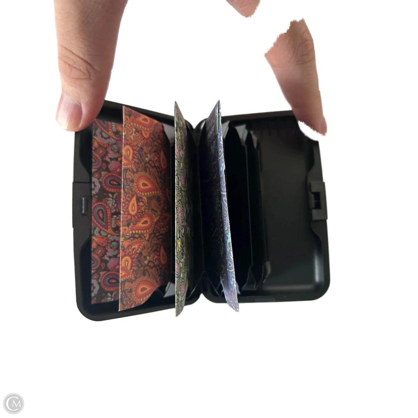 Wallet By Isaac Mizrahi, Size: Small