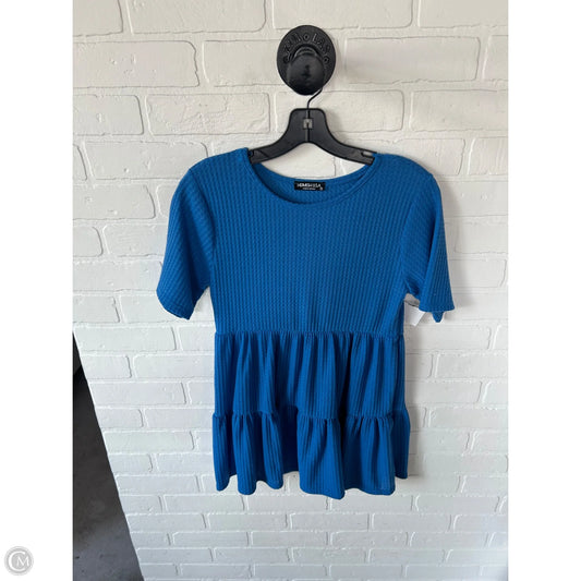 Top Short Sleeve By Heimish Usa In Blue, Size: S