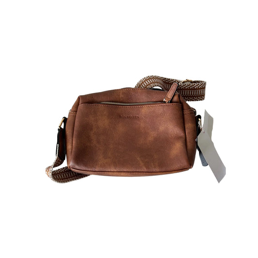 Crossbody By Clothes Mentor, Size: Medium
