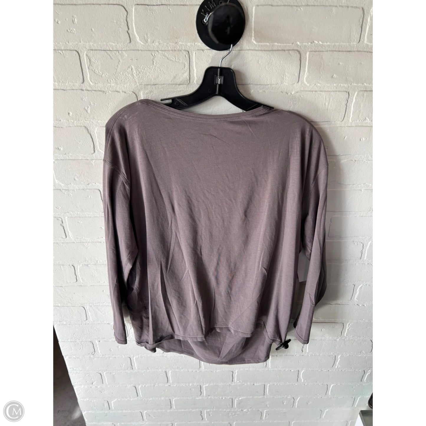 Athletic Top Long Sleeve Crewneck By Lululemon In Purple, Size: M