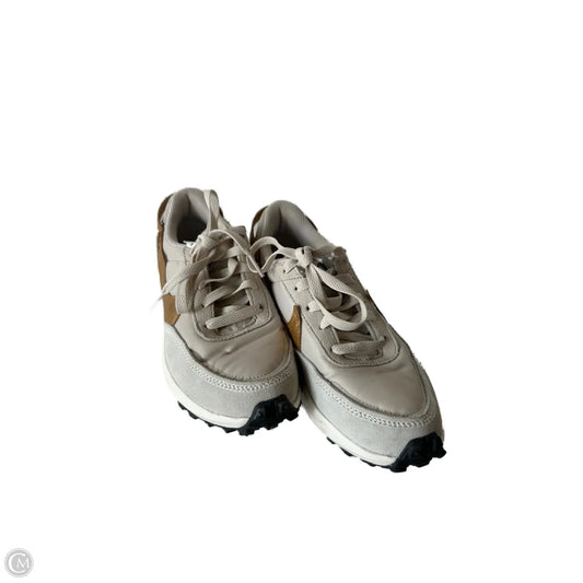 Shoes Athletic By Nike In Cream, Size: 6.5