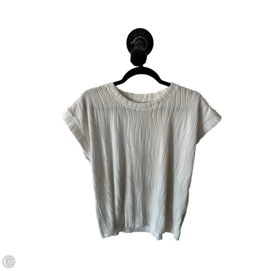 Top Short Sleeve By Clothes Mentor In White, Size: Xl