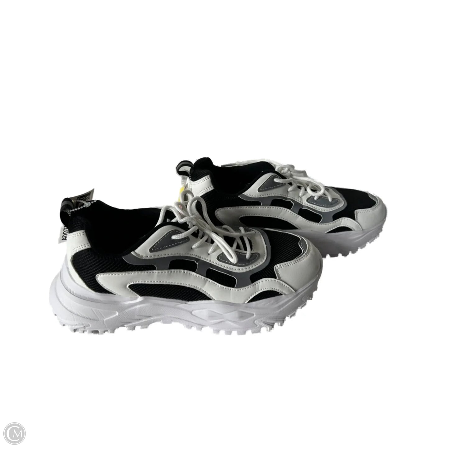Shoes Athletic By Cme In Black & White, Size: 10