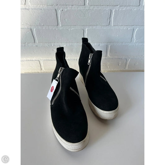 Shoes Sneakers By Steve Madden In Black & White, Size: 9