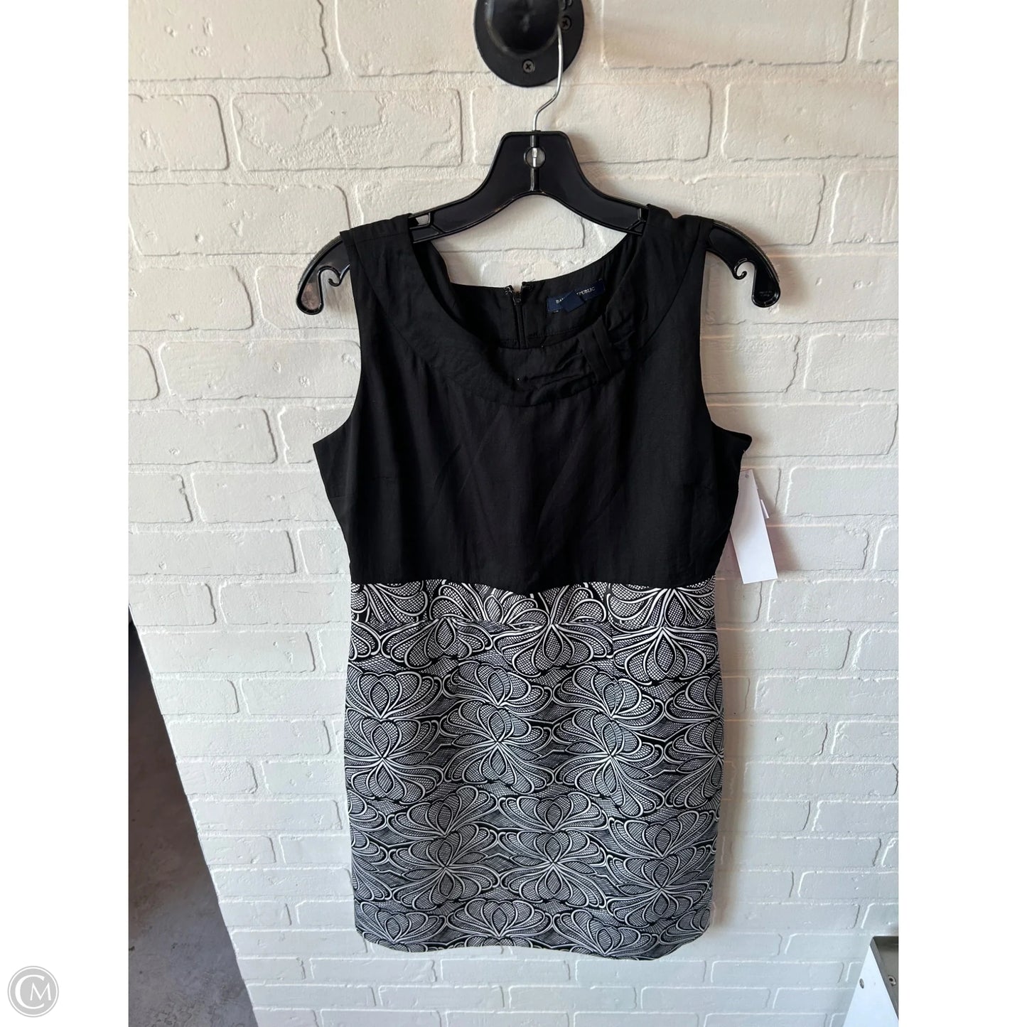 Dress Work By Banana Republic In Black & White, Size: M