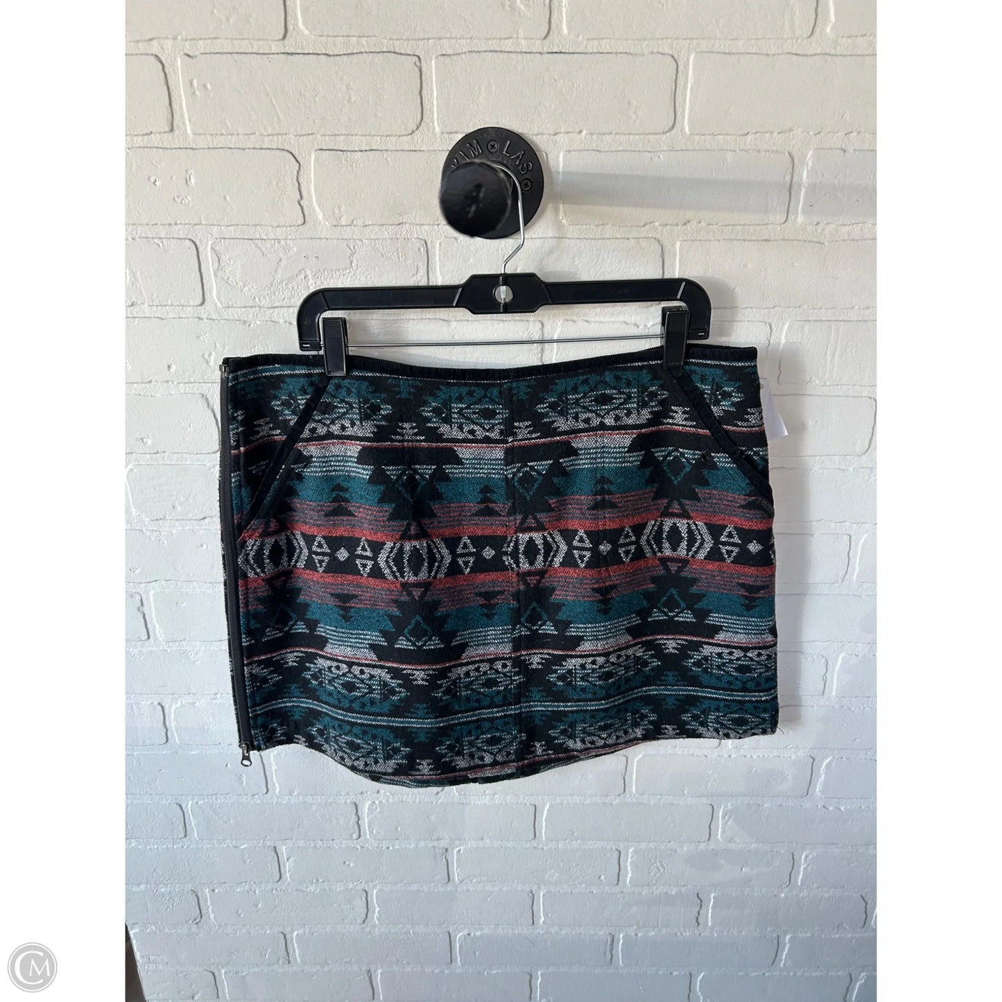 Skirt Mini & Short By Cma In Black & Green, Size: 16