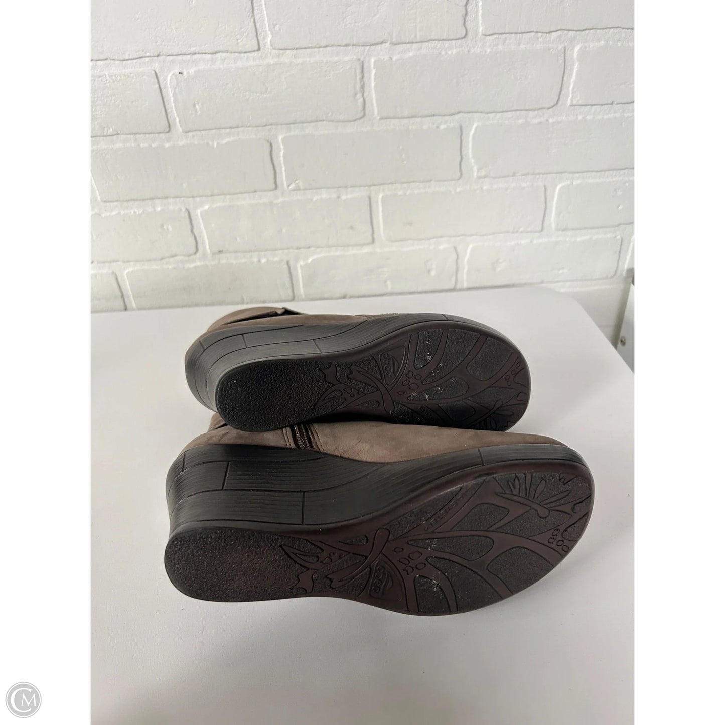 Boots Ankle Heels By Abeo In Brown, Size: 8.5