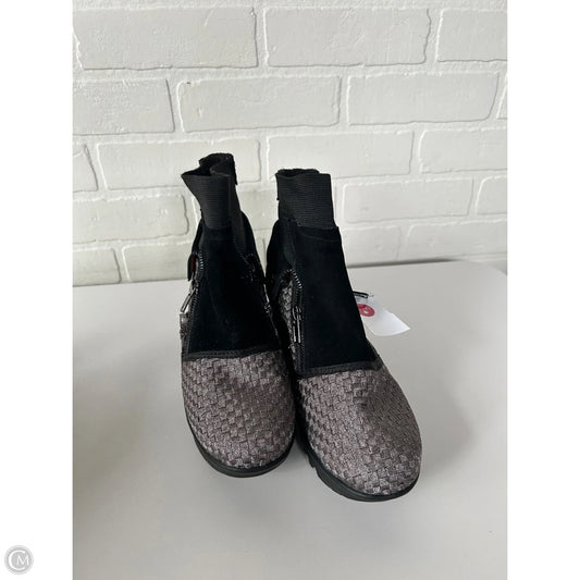 Boots Ankle Heels By Bernie Mev In Black & Silver, Size: 9.5