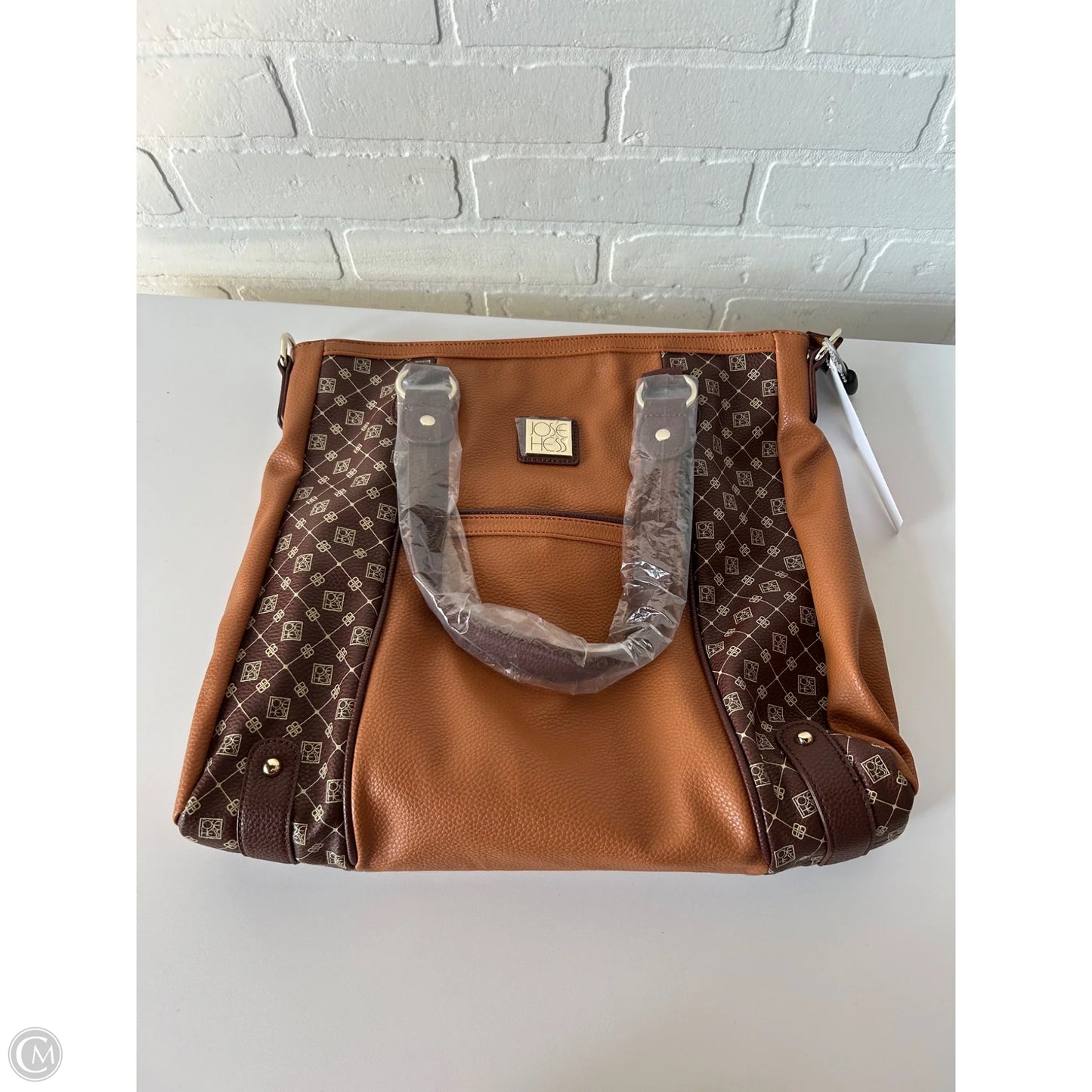 Crossbody By Clothes Mentor, Size: Large