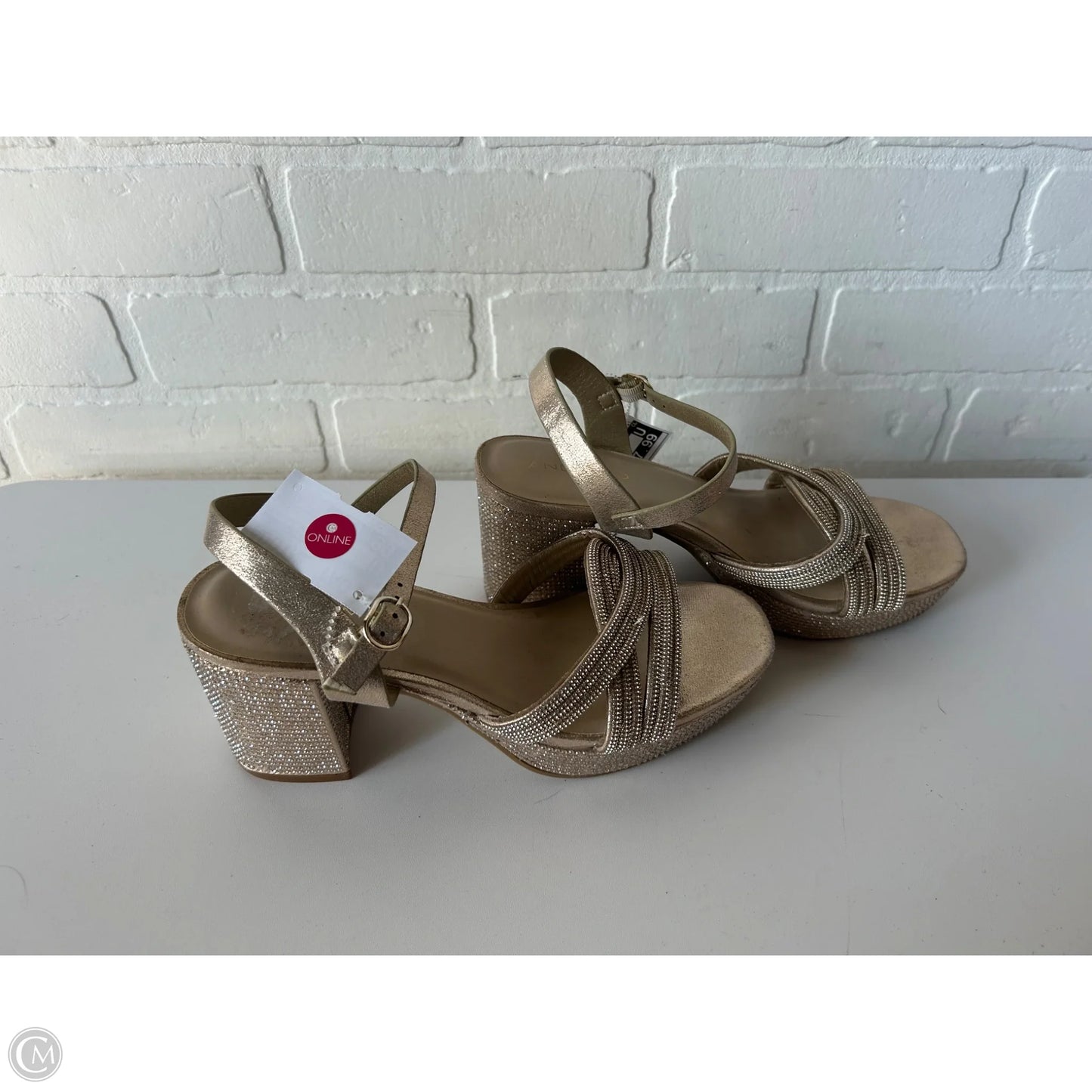 Sandals Heels Block By Clothes Mentor In Gold, Size: 8