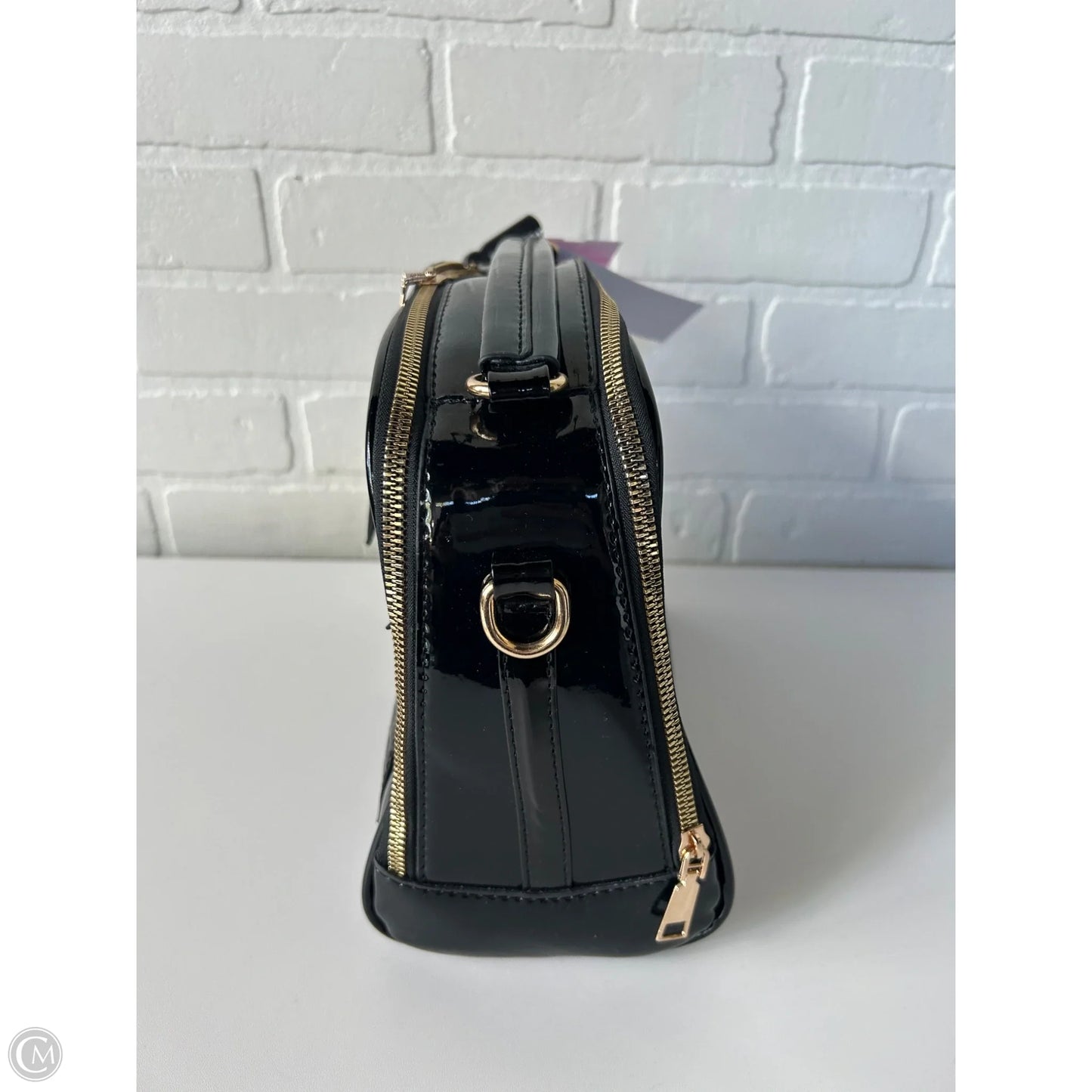 Handbag By Clothes Mentor, Size: Medium
