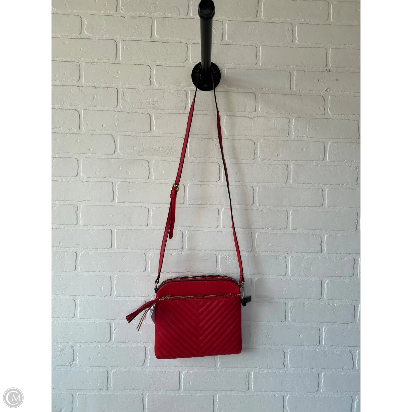 Crossbody By Clothes Mentor, Size: Small