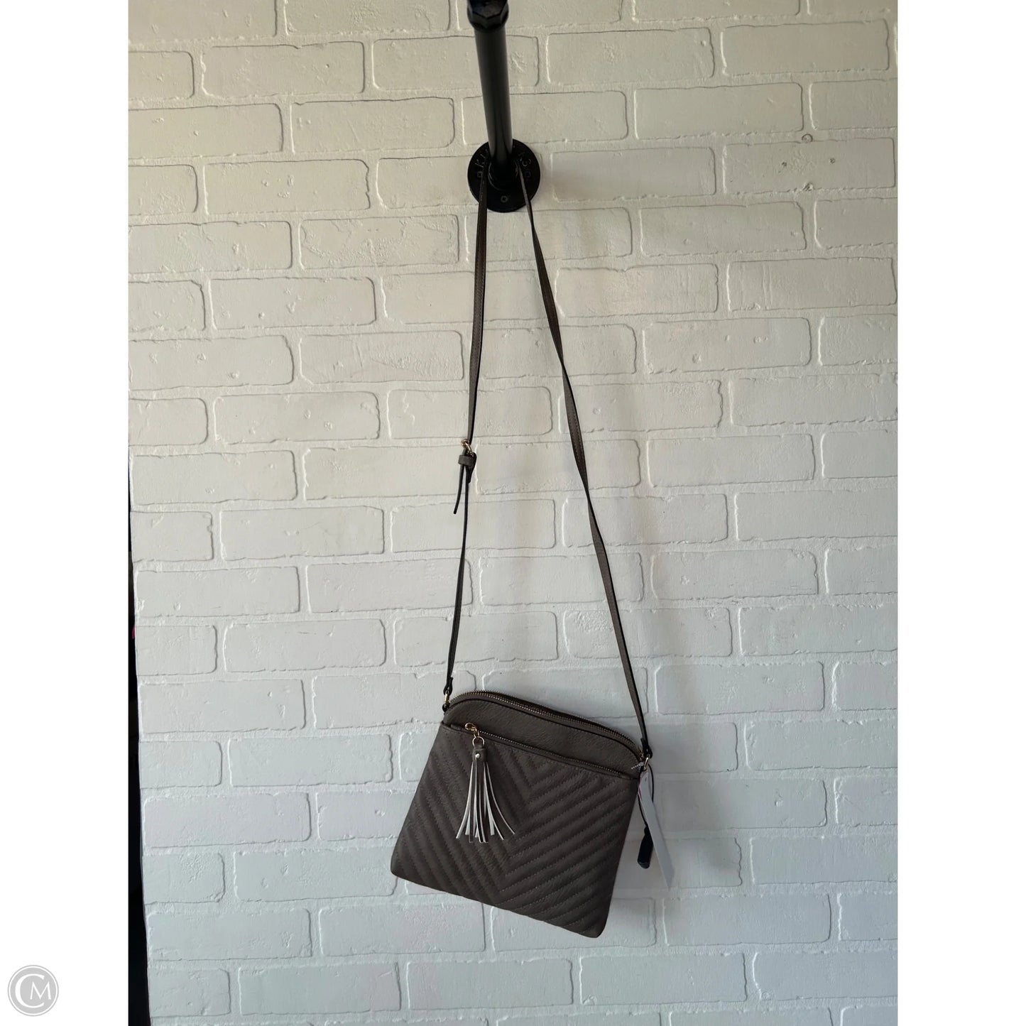 Crossbody By Clothes Mentor, Size: Small