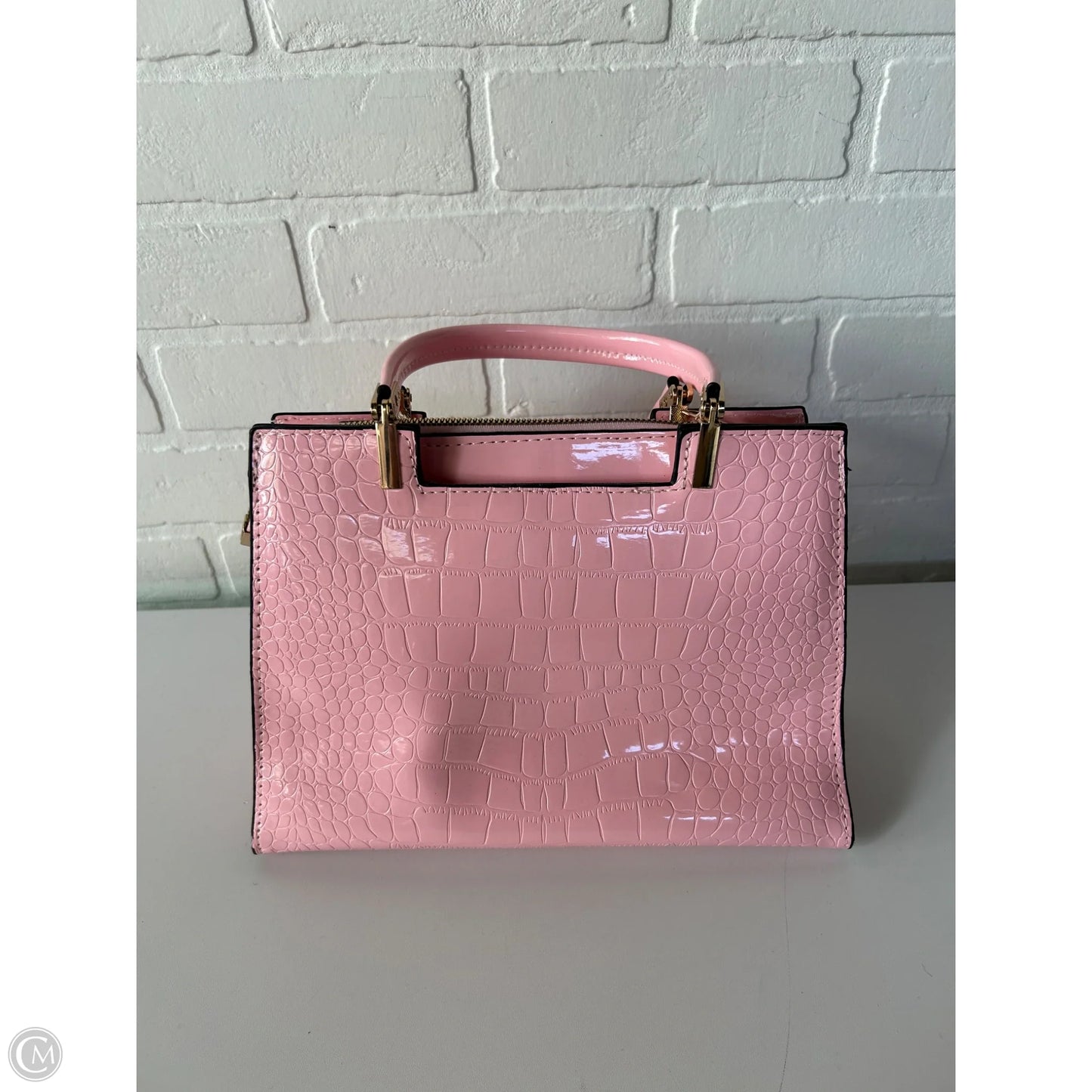 Handbag By Clothes Mentor, Size: Medium