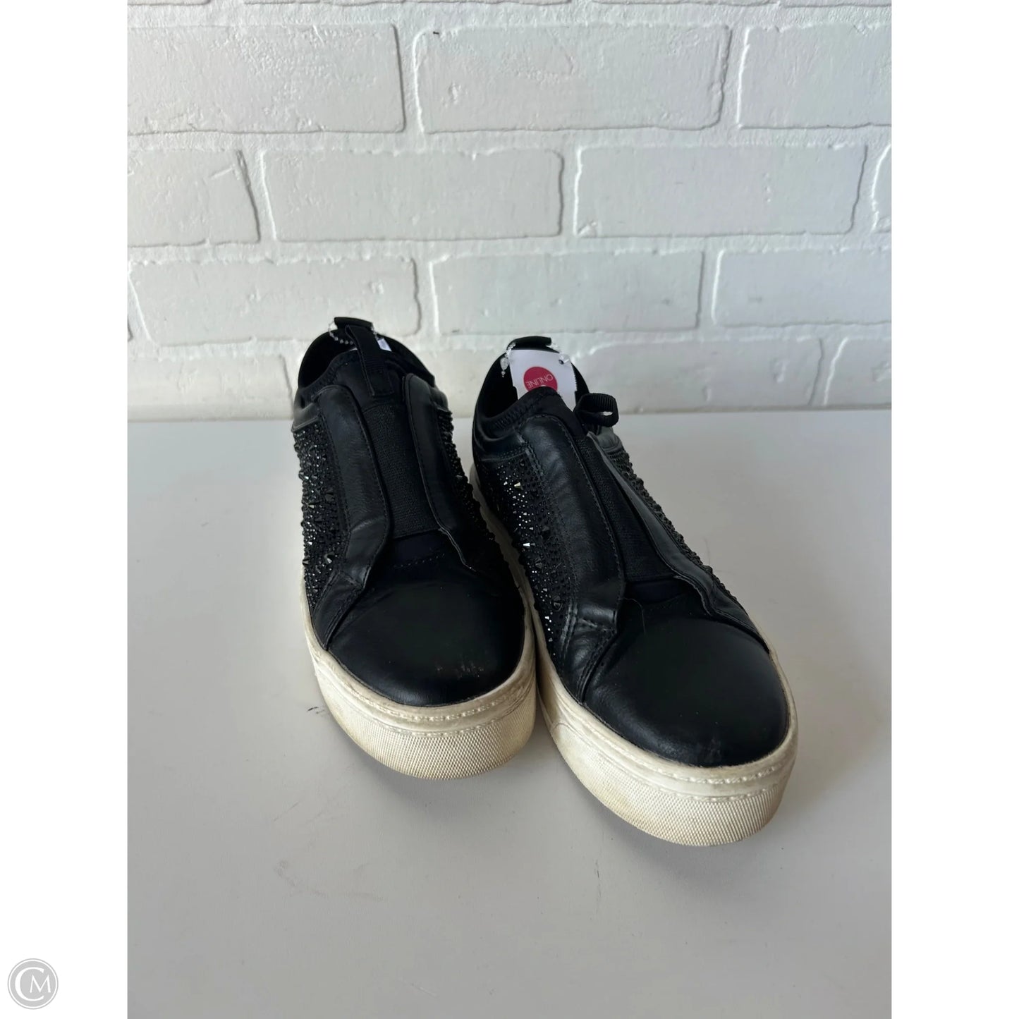 Shoes Sneakers By Carvela In Black & White, Size: 6