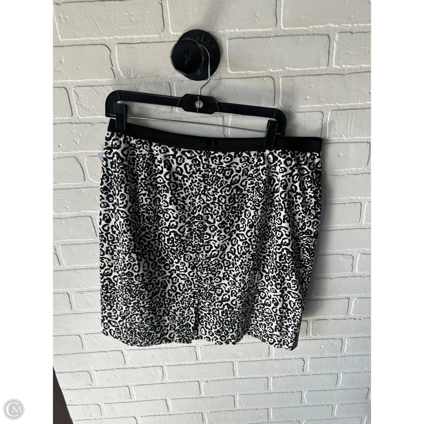 Skirt Mini & Short By Ann Taylor In Black & White, Size: 14