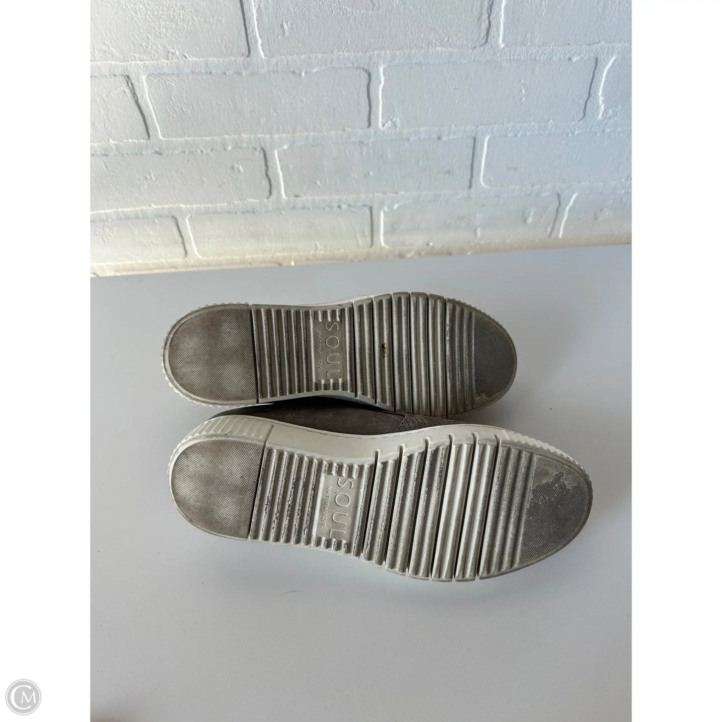 Shoes Flats By Naturalizer In Taupe, Size: 7