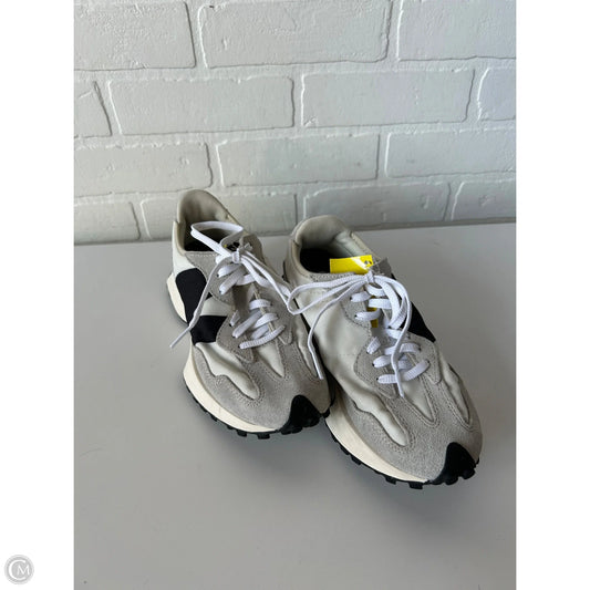 Shoes Athletic By New Balance In Black & White, Size: 6
