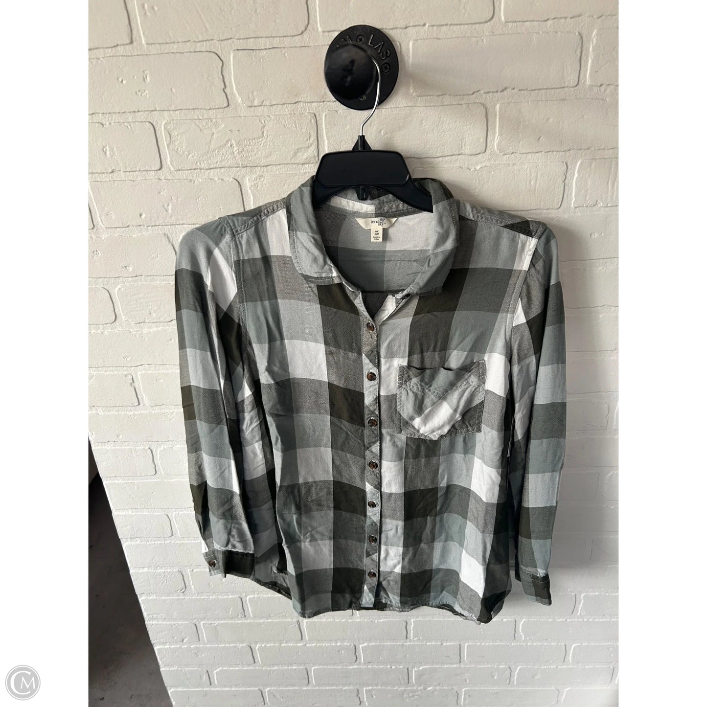 Top Long Sleeve By Terra & Sky In Green & White, Size: Xl